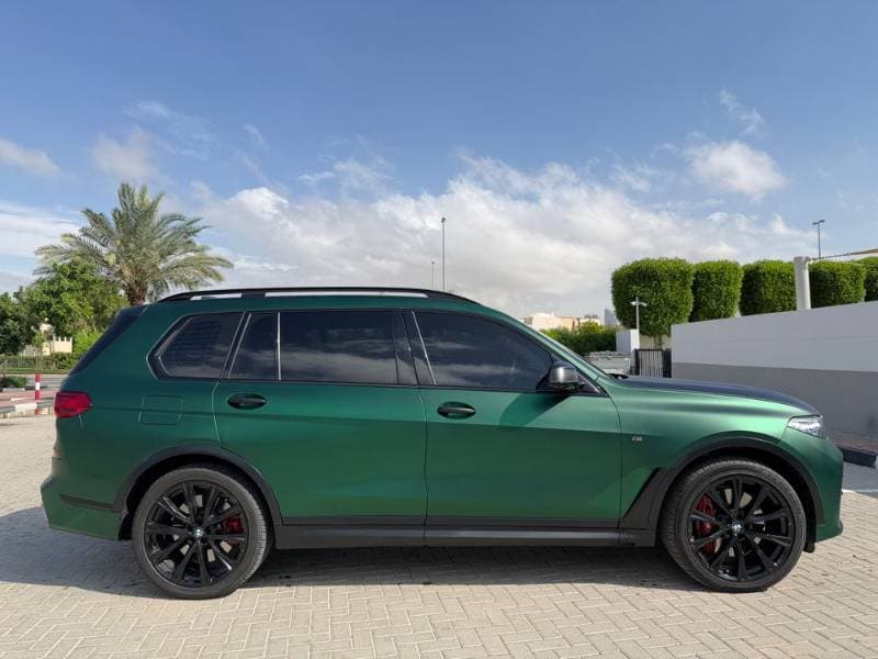 2022 BMW X7 thumbnail 5