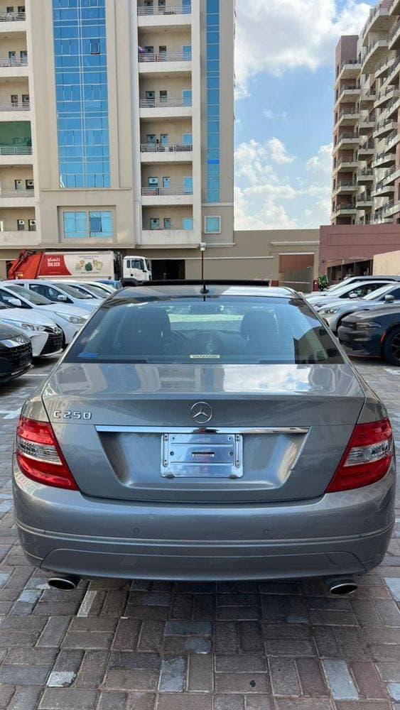 2008 Mercedes-Benz C-Class thumbnail 2