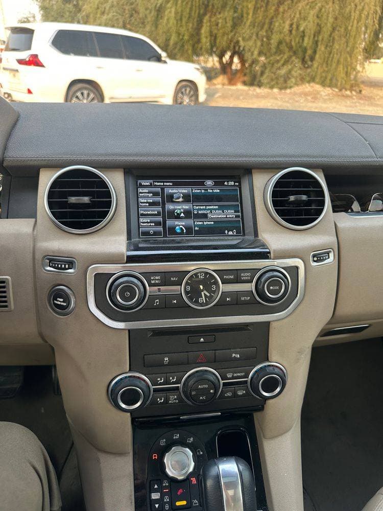 2013 Land Rover LR4 thumbnail 3