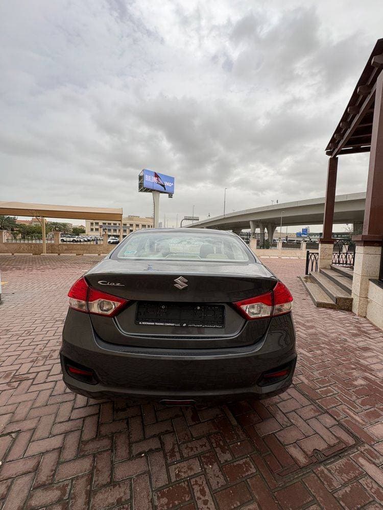2024 Suzuki Ciaz thumbnail 2