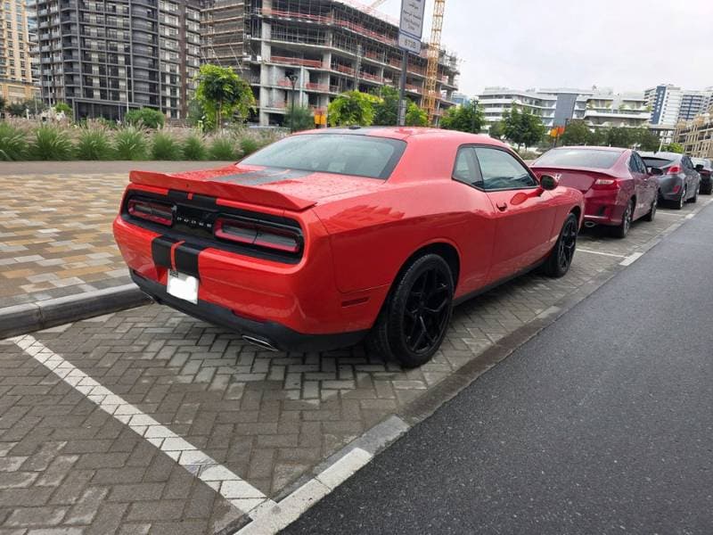 2019 Dodge Challenger thumbnail 4