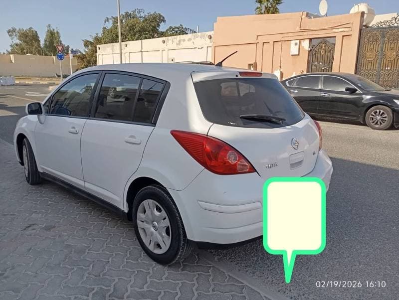 2012 Nissan Tiida thumbnail 2