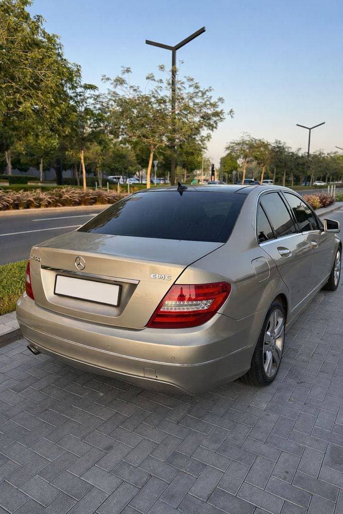 2012 Mercedes-Benz C-Class thumbnail 3