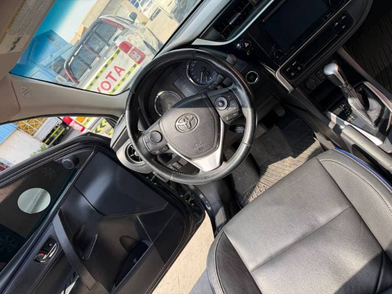 2019 Toyota Corolla thumbnail 5