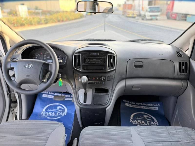 2019 Hyundai H1 thumbnail 4