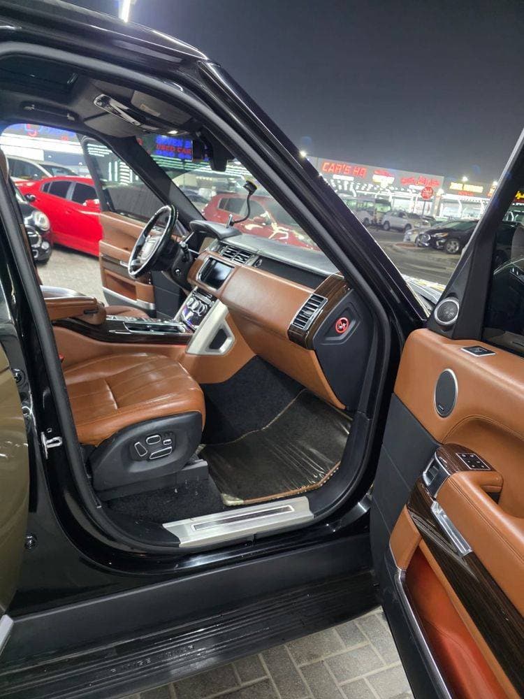 2014 Land Rover Range Rover thumbnail 3