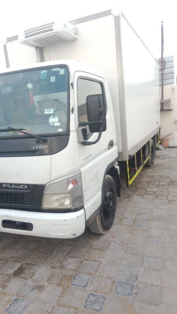 2013 Mitsubishi Canter thumbnail 2