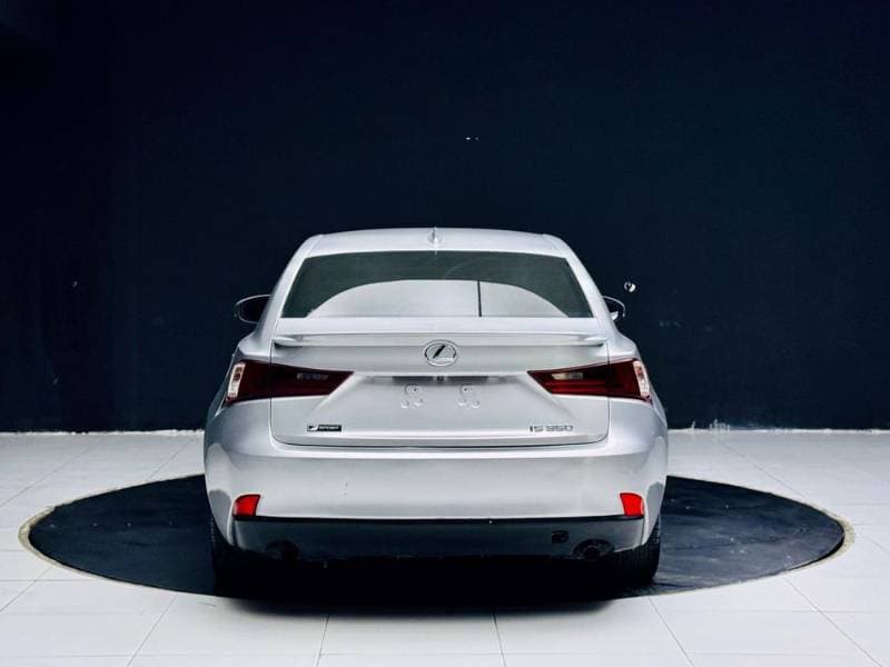 2015 Lexus IS250 thumbnail 2