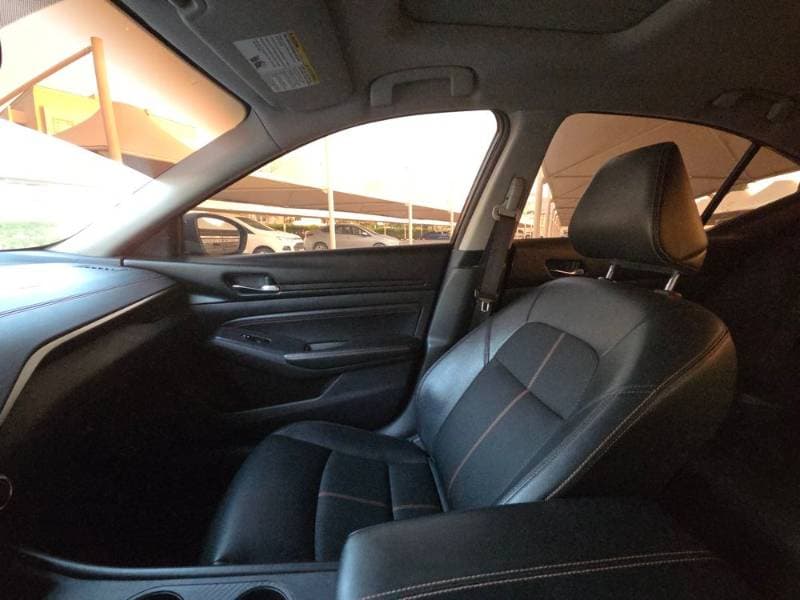 2020 Nissan Altima thumbnail 5