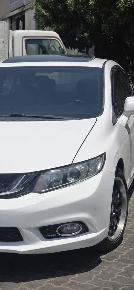 2013 Honda Civic thumbnail 4
