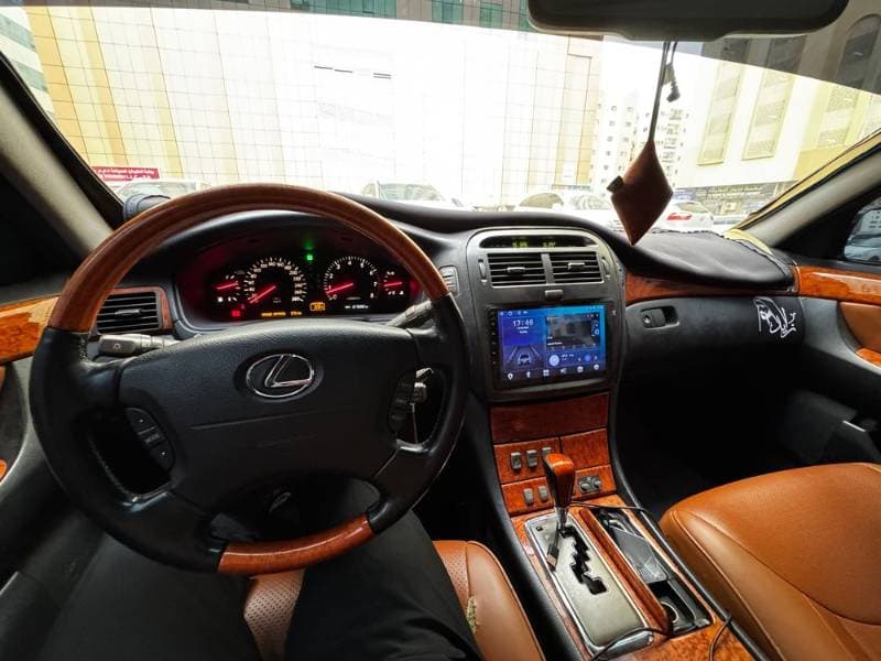 2003 Lexus LS 430 thumbnail 4