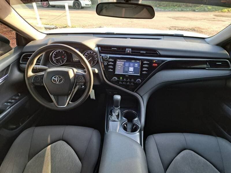 2020 Toyota Camry thumbnail 4