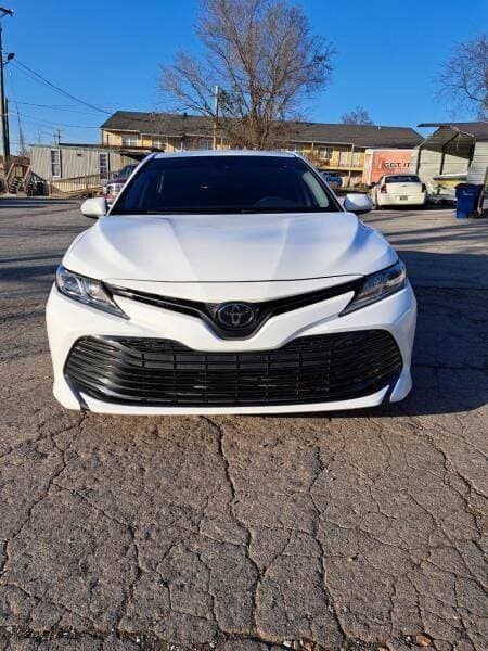 2020 Toyota Camry thumbnail 3