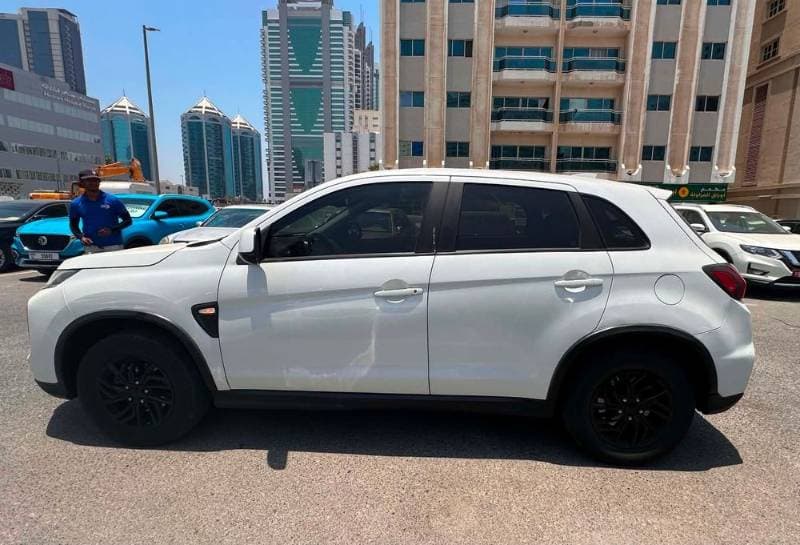 2020 Mitsubishi ASX thumbnail 4