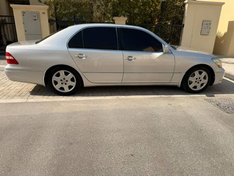 2004 Lexus LS 430 thumbnail 2