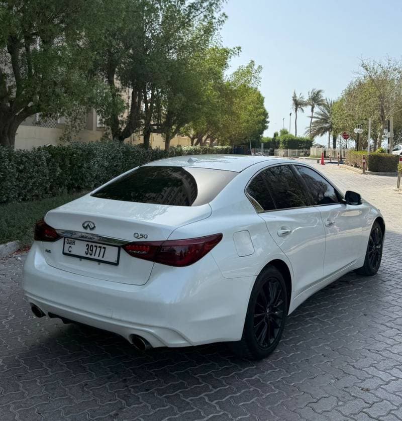 2020 Infiniti Q50 thumbnail 4
