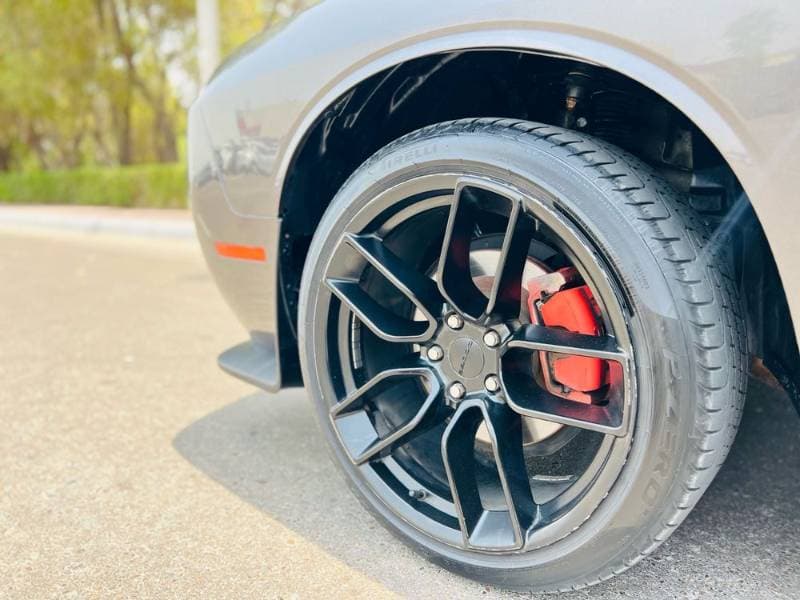 2018 Dodge Challenger thumbnail 4