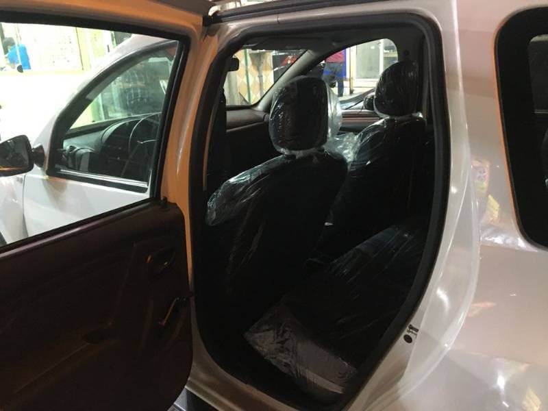 2015 Renault Duster thumbnail 3