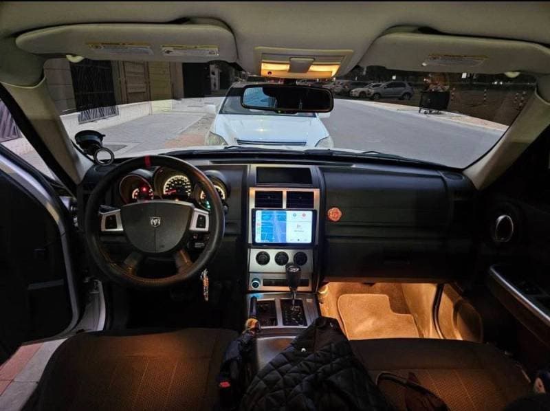 2011 Dodge Nitro thumbnail 4