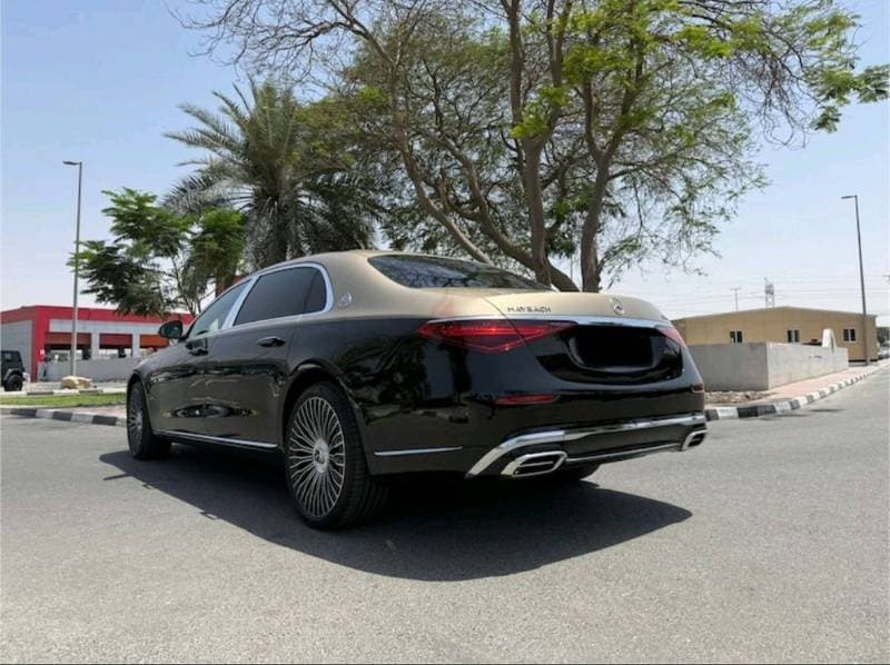 2023 Mercedes-Benz Maybach thumbnail 3