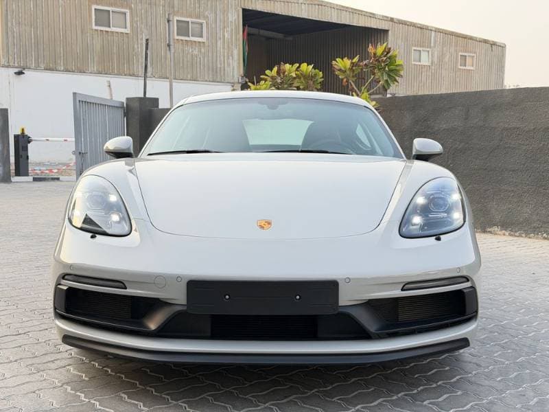 2024 Porsche Cayman thumbnail 2
