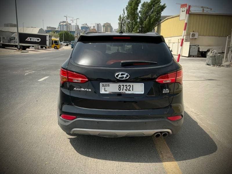 2013 Hyundai Santa Fe thumbnail 2