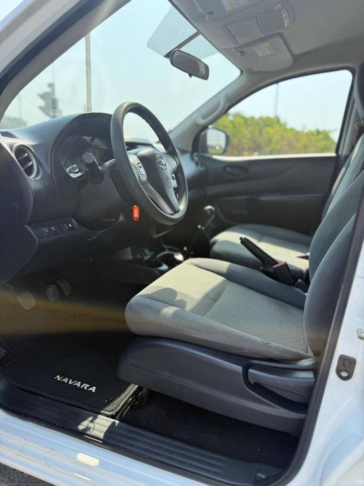 2022 Nissan Navara thumbnail 5