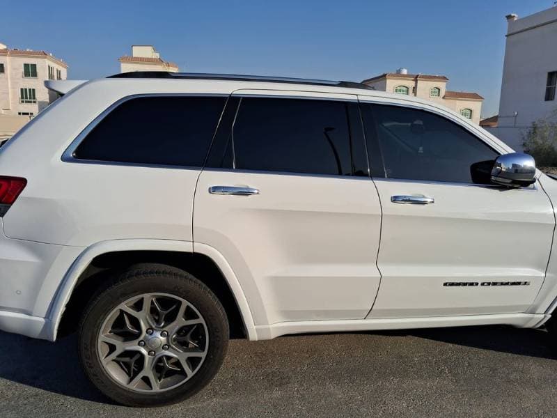 2021 Jeep Grand Cherokee thumbnail 5