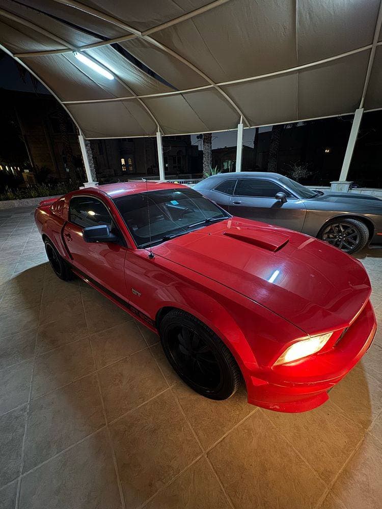 2007 Ford Mustang thumbnail 2