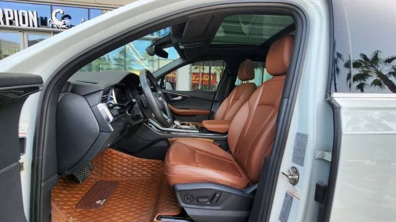 2020 Audi Q7 thumbnail 3
