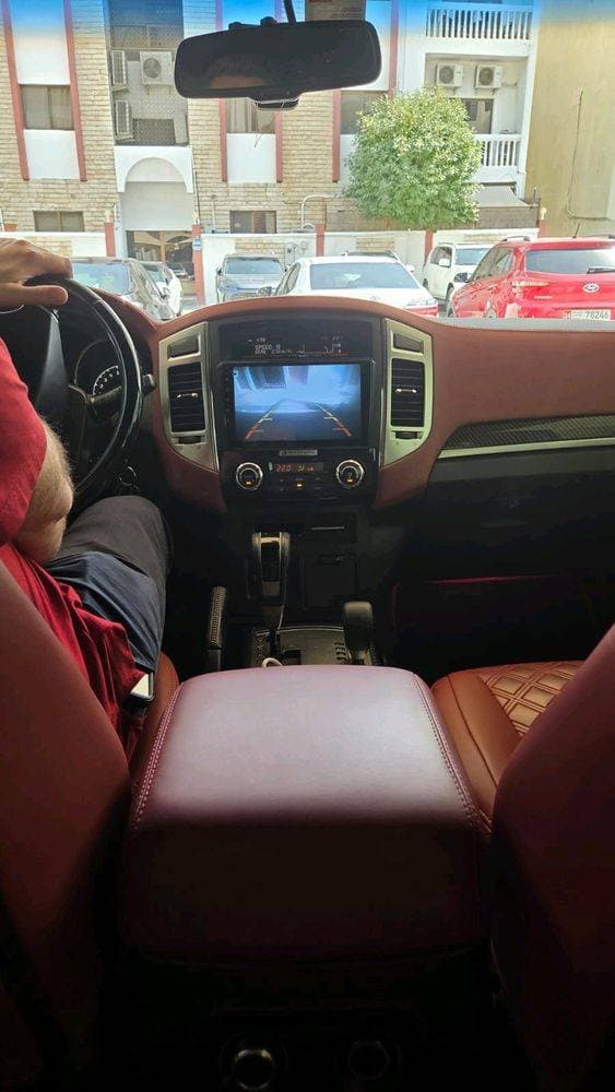 2020 Mitsubishi 4th Generation Pajero thumbnail 3