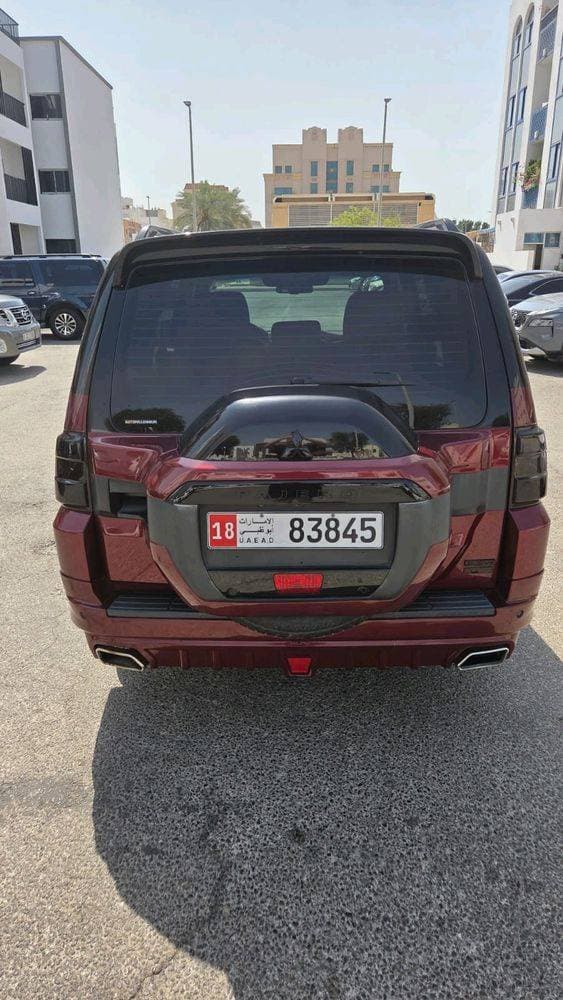 2020 Mitsubishi 4th Generation Pajero thumbnail 8