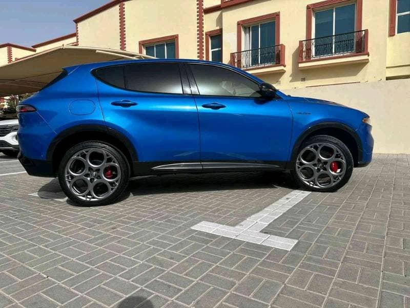 2024 Alfa Romeo Tonale thumbnail 4