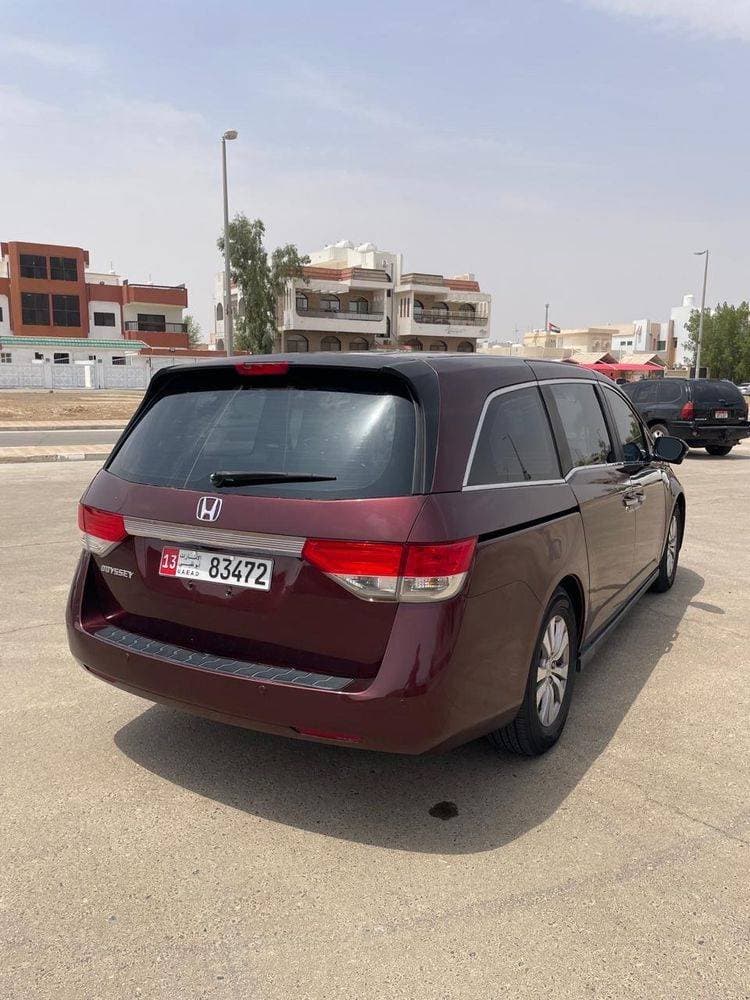 2016 Honda Odyssey thumbnail 2