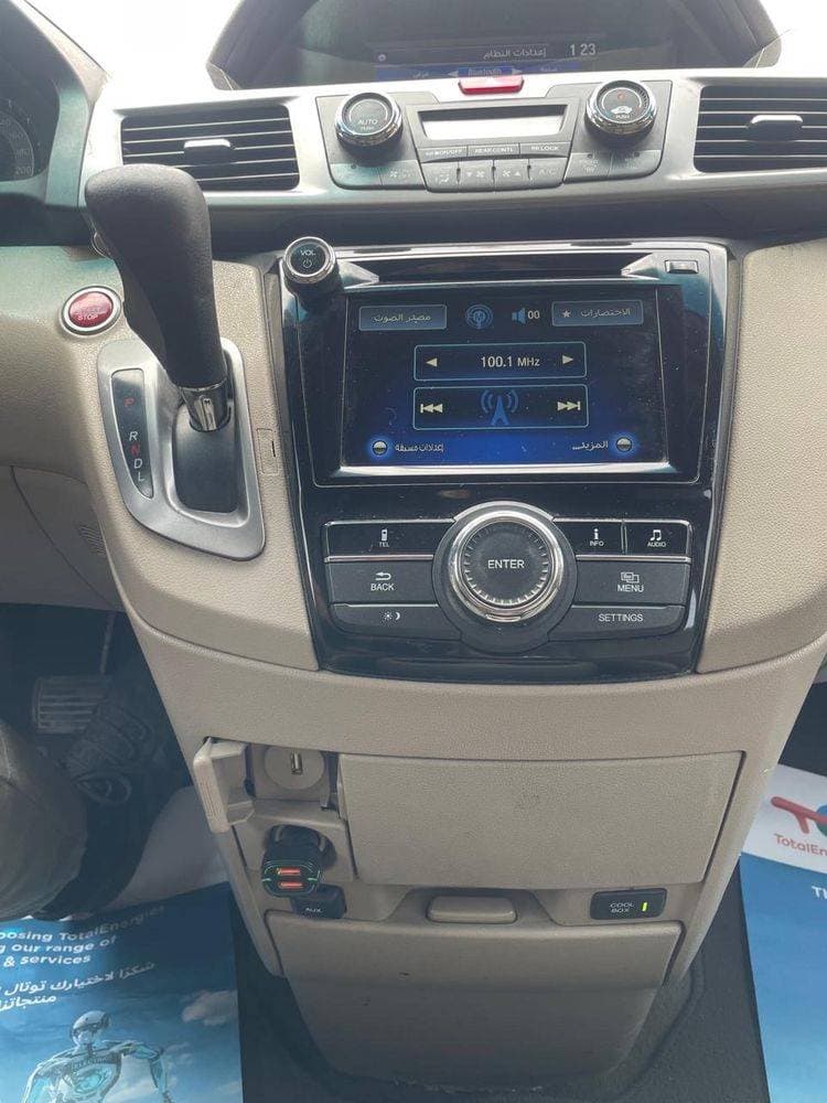 2016 Honda Odyssey thumbnail 5