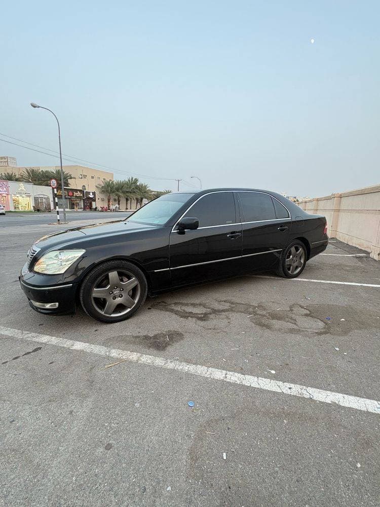 2004 Lexus LS 430 thumbnail 4