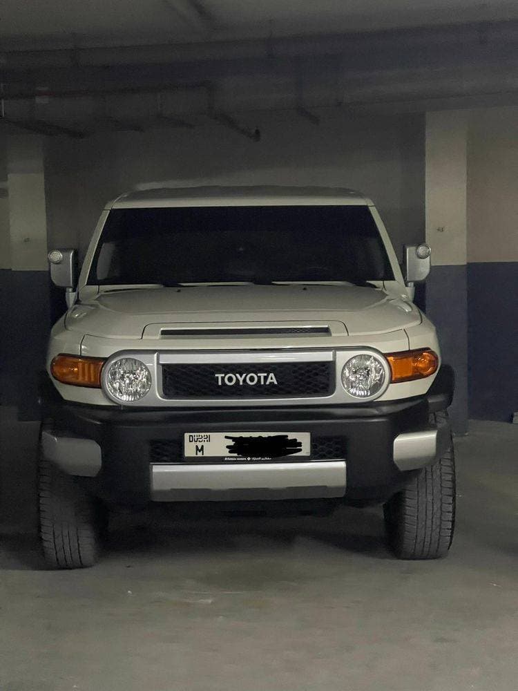 2021 Toyota FJ Cruiser thumbnail 2