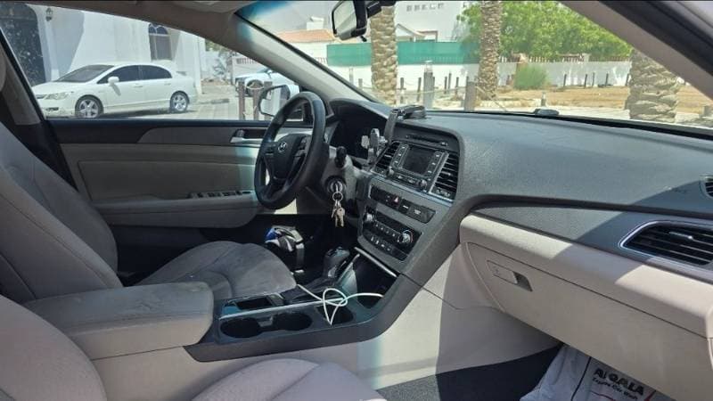 2015 Hyundai Sonata thumbnail 4