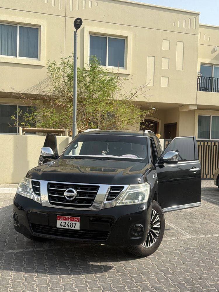 2014 Nissan Patrol thumbnail 5