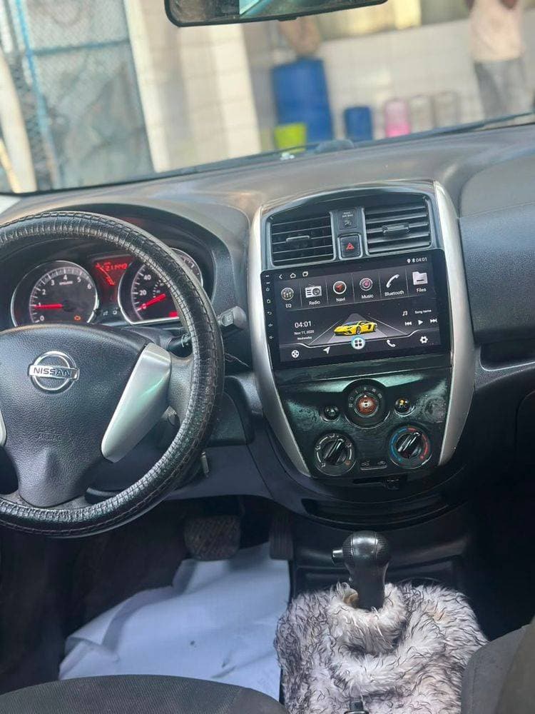 2015 Nissan Versa thumbnail 5