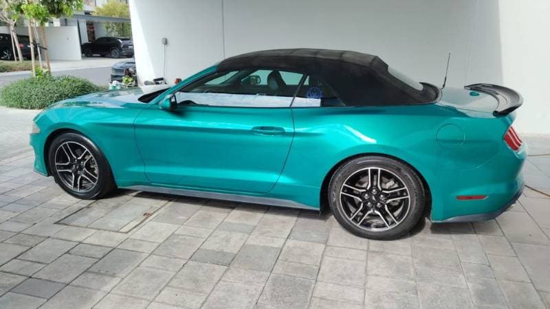 2022 Ford Mustang thumbnail 3