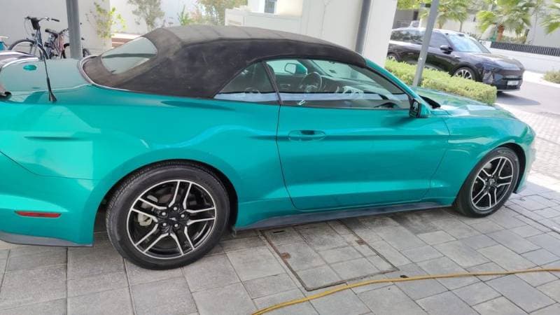 2022 Ford Mustang thumbnail 4