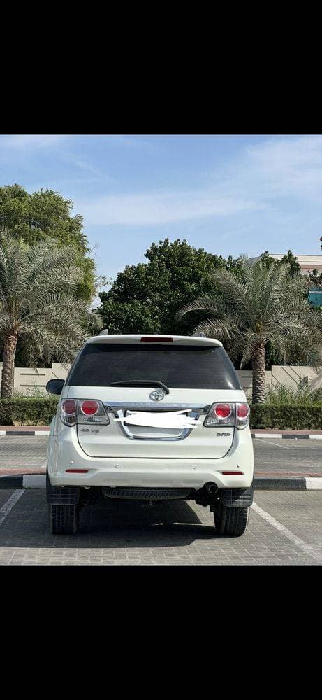 2014 Toyota Fortuner thumbnail 2
