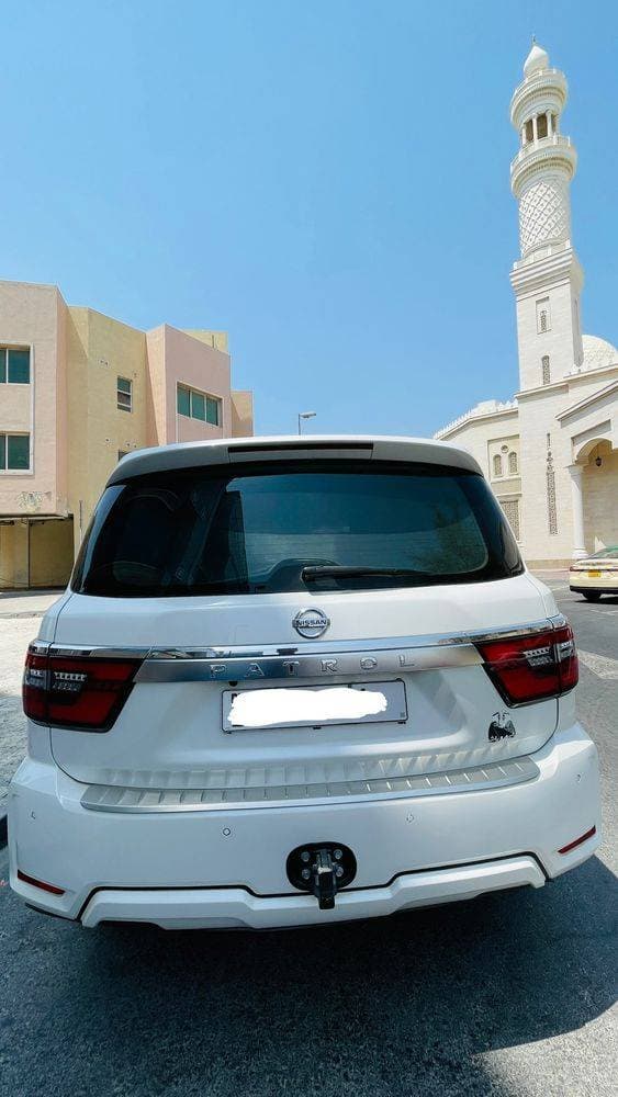 2020 Nissan Patrol thumbnail 2