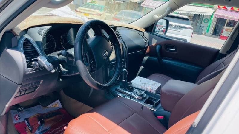 2020 Nissan Patrol thumbnail 4
