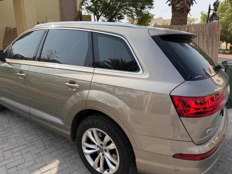 2017 Audi Q7 thumbnail 2