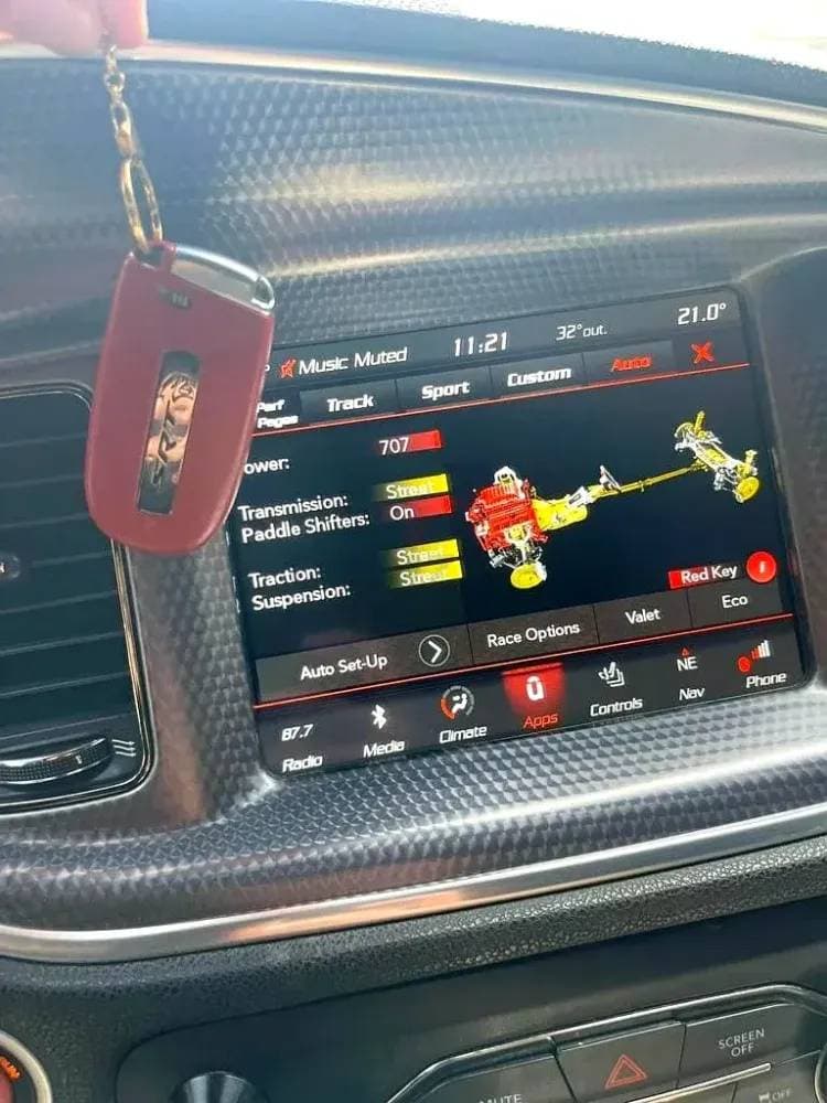2018 Dodge Charger thumbnail 3