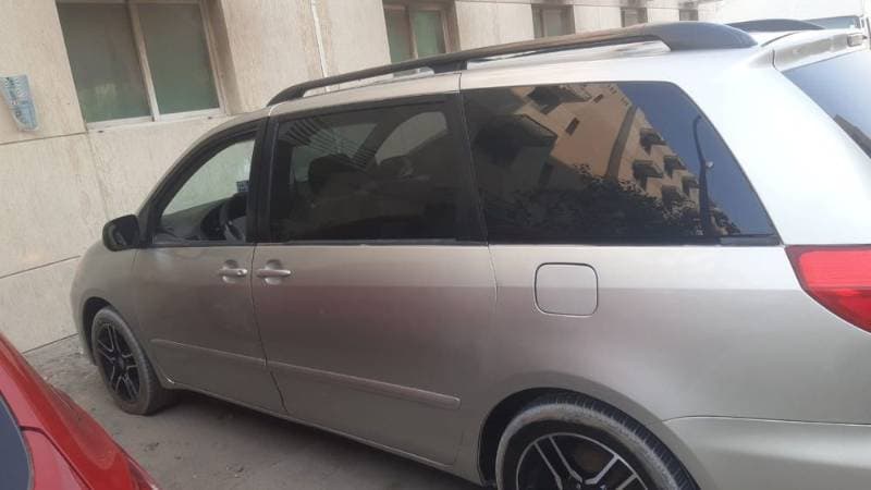 2006 Toyota Sienna thumbnail 4