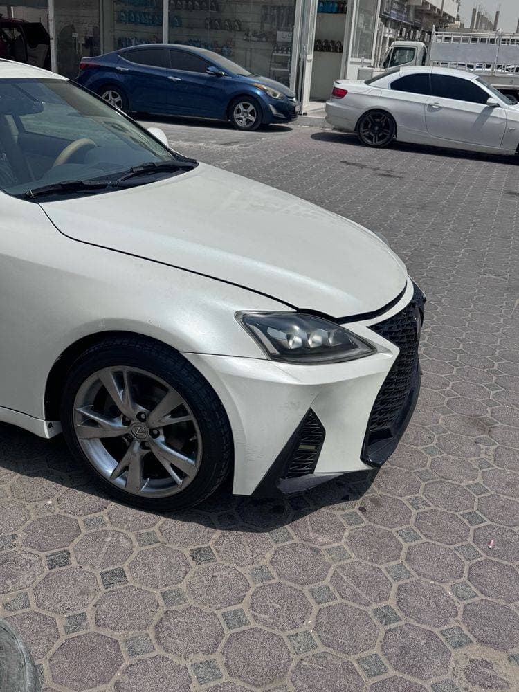 2009 Lexus IS250 thumbnail 3