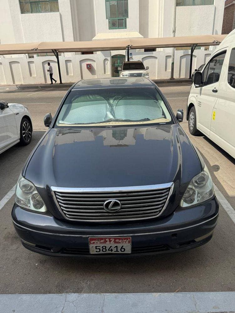 2004 Lexus LS 430